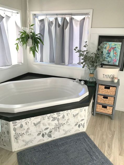 Mobile Home Tub Makeover, Diy Garden Tub Makeover, Garden Bathtub Ideas, How To Paint A Bathtub, Mobile Home Garden Tub Makeover, Garden Tub Makeover, Garden Tub Remodel, Garden Tub Decor Master Bath, Garden Tub Ideas