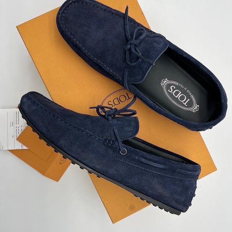 Authentic Tod’s Men loafers Loafers Mens Outfit, Tods Loafers, Loafers Men Outfit, Lifestyle Ideas, Men Loafers, Loafers Men, Dress Shoes Men, Classic Style, Oxford Shoes