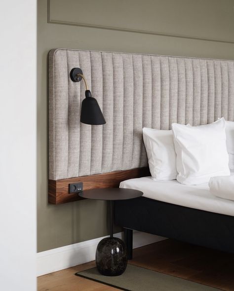 Bedroom Boutique Hotel, Hotel Headboard Ideas, Villa Copenhagen Hotel, Muted Green Bedroom, Wall To Wall Headboard, Bedroom Wall Panelling, Bedroom Panelling, Boutique Bedroom, Hotel Headboard