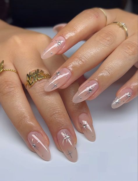 Subtle Color Nails, January Nails Aesthetic, Design On Clear Nails, Korean Aura Nails, Nails With Sparkle Design, Sade Nails Art, Solid Nail Designs, Clear Nails Design, Old Hollywood Nails