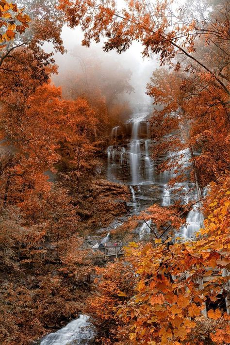 18 Best Places to See Fall in Georgia - Adventure Dragon Waterfalls In Georgia, Dawsonville Georgia, Blue Ridge Scenic Railway, Stone Mountain Park, Amicalola Falls, Cloudland Canyon, Minnehaha Falls, Chattahoochee National Forest, Waterfall Trail