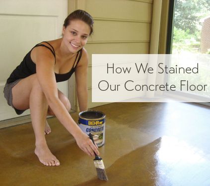 Staining A Concrete Floor Is Easy, Just Follow Our Step By Step Tutorial Behr Concrete Stain, Diy Stained Concrete Floors, Concrete Floors Diy, Diy Concrete Stain, Garage Boden, Tutorial Painting, Painted Concrete Floors, Diy Staining, Concrete Stained Floors