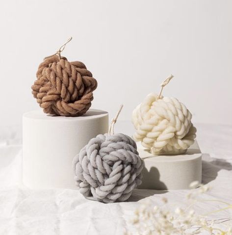 Twisted Candles Aesthetic, Yarn Candle, Knot Candle, Trendy Candle, Pillar Candle Molds, Twisted Candles, Candle Workshop, Decorative Candles, Candles Photography