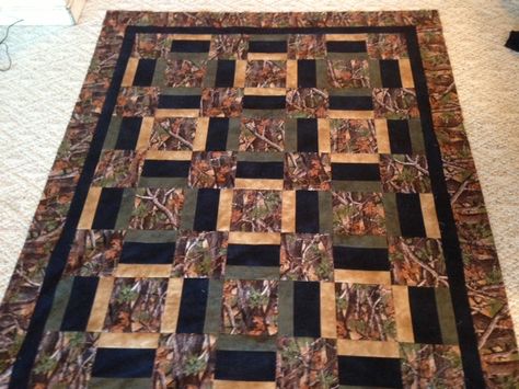 camo quilt patterns | of the camo quilt that I took advice from this board on the pattern ... Camo Quilt Patterns, Camo Quilts Ideas, Hunting Quilt Patterns, Camp Quilt, Crown Royal Quilt, Camo Quilt, Deer Quilt, Wildlife Quilts, Camping Quilt