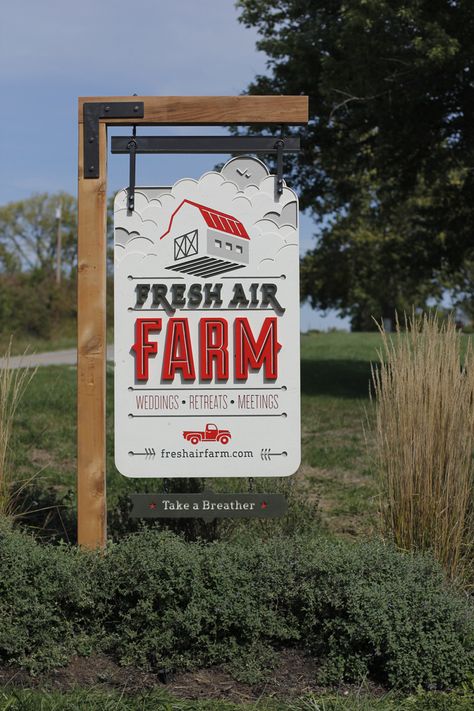 Great Sign. Studio Build — Fresh Air Farm Farm Signs Ideas, Fresh Air Farm, Farm Signs Entrance, Farm Exterior, Farmhouse Details, Whiskey Design, Business Signs Outdoor, Farm Entrance, Ranch Sign