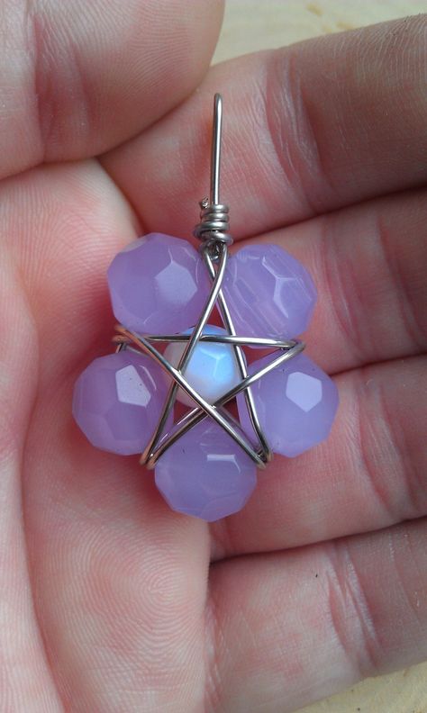 Wire Star, Wiccan Crafts, Pentagram Pendant, Wiccan Jewelry, Wire Jewelry Designs, Pagan Jewelry, Diy Wire Jewelry, Wire Work Jewelry, Handmade Wire Jewelry