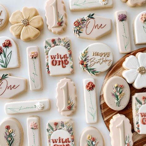 Wildflower Birthday Party, Wildflower Party, First Birthday Cookies, Flower Birthday Party, Baby Shower Boho, Boho Wildflower, Baby Birthday Themes, Happy First Birthday, Wild One Birthday Party