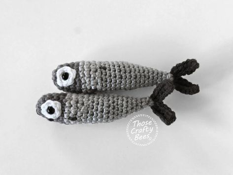 Remarkable Crochet Patterns Fish Designs Ideas 2023 Crochet Sardines Free Pattern, Sardine Crochet, Stuffies Crochet, Crochet Fish Pattern Free, Fish Silly, Small Crochet Animals, Silly Crochet, Silly Fish, Crochet Fish Patterns