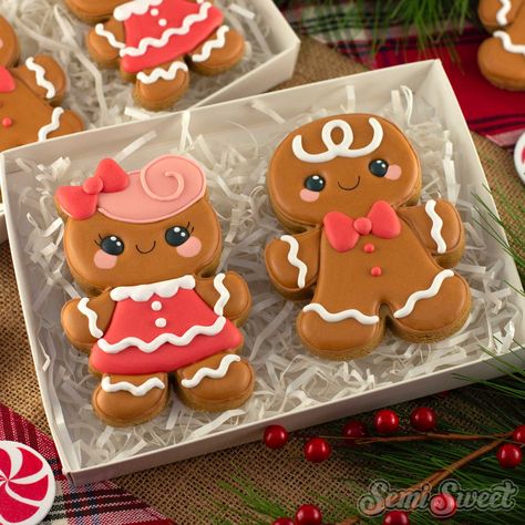 Decorate a Cute Gingerbread Cookie Couple for Christmas Christmas Stocking Cookies, Gingerbread Girl Cookie, Snowflake Cookie, Cookie Decorating Supplies, Hot Cocoa Cookies, Gingerbread Cookies Decorated, Cut Out Cookie Recipe, Marshmallow Snowman