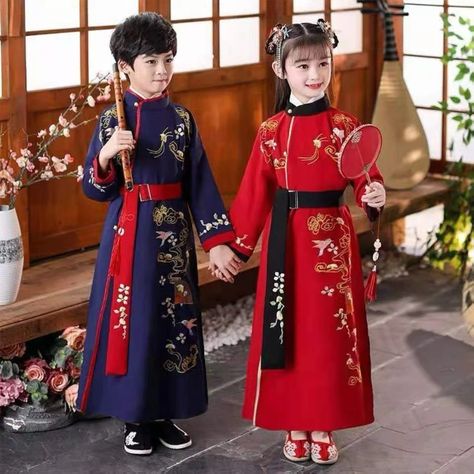 Traditional Chinese Clothing Male, Muslim Gown, China Hanfu, Chinese New Year Outfit, Boys Fancy Dress, New Year Outfit, Baby New Year, Traditional Asian Dress, Character Clothes