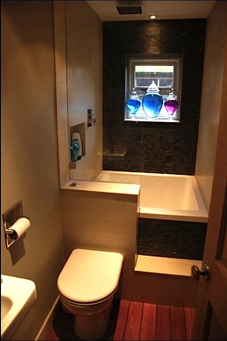 Micro Bathroom – Just 1.2m x 3m – with Full Facilities.  This design could also be used for the bathroom of a Tiny House.  http://www.simonramm.com/portfolio/micro-bathroom Micro Bathroom, Tiny House Bathrooms, Tiny House Builders, House Bathrooms, Tub Ideas, Best Tiny House, Toilet Sink, Bad Inspiration, Tiny House Bathroom