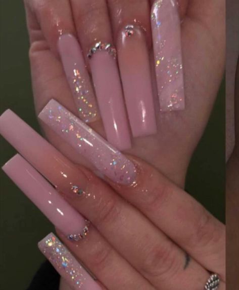 Blush Pink And Gold Quince Nails, Pink Buchona Nails, Jennie Nails, Blush Pink Nails, Tapered Square Nails, Long Acrylic Nail Designs, Drip Nails, White Acrylic Nails, Her Nails