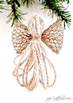 Rose Gold Tree, Diy Angel Ornaments, Diy Angels, Twig Art, Natural Christmas Decor, Angel Crafts, Diy Ornaments, Gold Tree, Natural Christmas