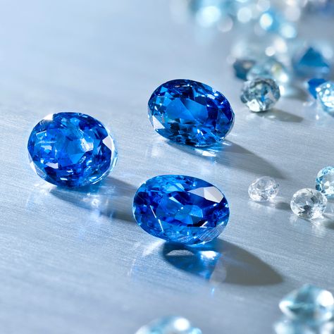 Sapphire Aesthetic, Gemstones Aesthetic, Light Blue Aesthetic, Saint Valentine, Minimal Jewelry, Gem Stones, Blue Jewelry, Blue Gemstones, Jewelry Inspo