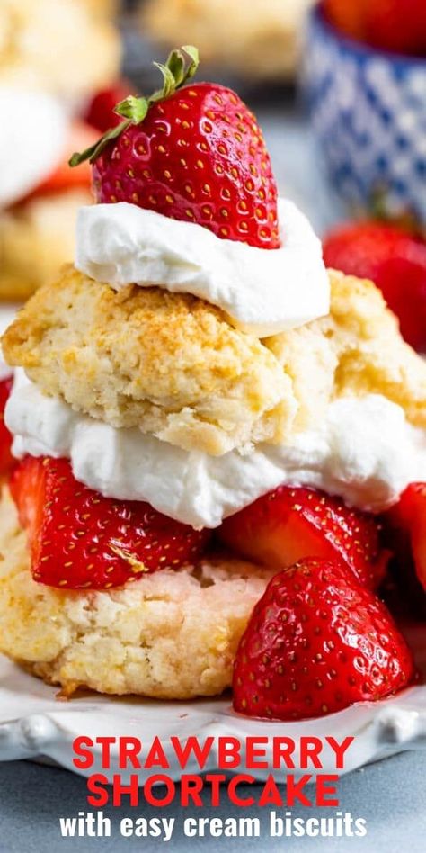 Make Easy Strawberry Shortcake with biscuits! This is such a delicious recipe for homemade cream biscuits with strawberries and whipped cream. Make this traditional strawberry shortcake all year long! Strawberry Shortcake Drop Biscuits, Strawberries And Biscuits, Biscuit Strawberry Shortcake, Shortcake Recipes, Shortcake Biscuits, Homemade Strawberry Shortcake, Easy Strawberry Shortcake, Strawberry Shortcake Recipe, Dessert Hacks