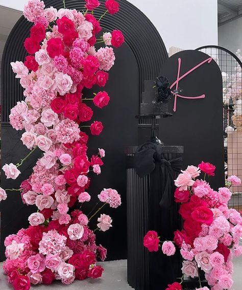 The Little Big Company on Instagram: “Very sleek by @momentsandmemoriesmelb #melbourne” Big Company, Dream Wedding Decorations, Bridal Shower Inspiration, Flower Installation, 35th Birthday, Black Board, Pink Wedding Flowers, 30th Birthday Parties, Floral Arch