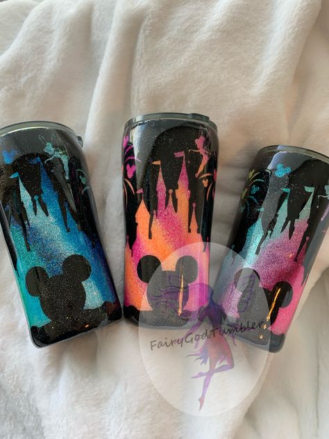 Disney Cups Tumbler, Mickey Tumbler Ideas, Disney Epoxy Tumblers, Disney Tumbler Cups Glitter, Disney Tumblers, Disney Cups Vinyl, Mickey Tumbler Cups, Disney Tumbler Cups, Disney Tumbler