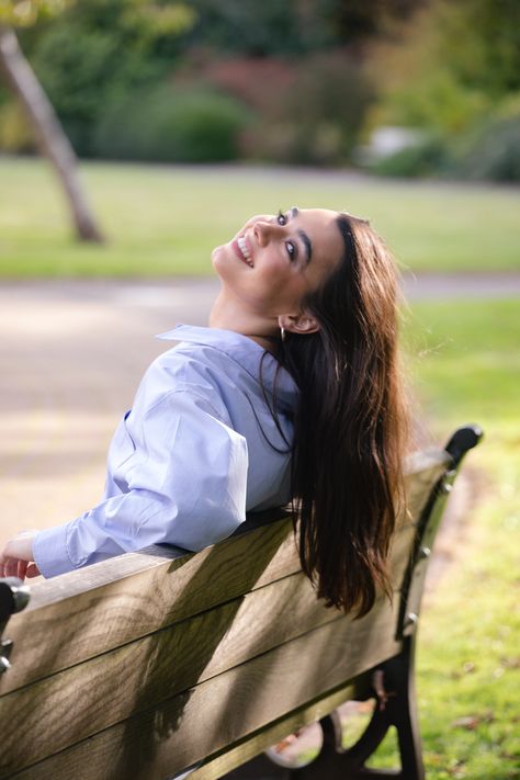 Bench Pose Autumn Portrait Shoot, smiling pose #parkportrait #portraitphotography #sittingpose #benchpose #portraiture #womensfashion #fashionphotography Bench Photoshoot Photo Ideas, Bench Pictures Poses, Poses On Bench Picture Ideas, Park Portraits Photo Ideas, Poses On A Bench Photo Ideas, Bench Photoshoot Poses, Park Photography Poses, Photo Poses In Park, Park Bench Photoshoot