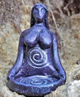 Spiral Candle, Bedside Water, Gaia Goddess, Moon Gazing Hare, Moon Gazing, Pagan Crafts, Magic Crafts, The Green Man, Goddess Sculpture