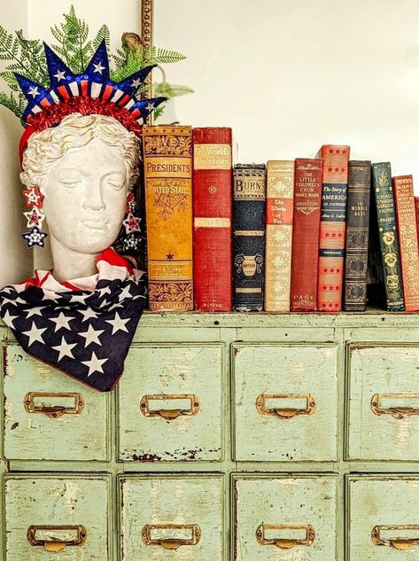 4th Of July Porch Ideas, Vintage 4th Of July Decorations, Vintage Patriotic Decorations, Vintage 4th Of July, Yankee Doodle Dandy, Yankee Doodle, Vintage Patriotic, Fourth Of July Decorations, 4th July Crafts