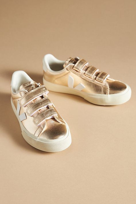 * SUSTAINABLE STYLE: Chrome-free leather upper* Recycled polyester insole* Recycled rubber sole* Hook-and-loop styling* Imported Gold Sneakers Outfit, Dressy Sneakers, Dream Shoe, Rose Gold Accessories, College House, Gold Sneakers, Veja Sneakers, Yellow Shop, Sustainable Style