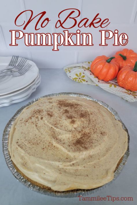 No Bake Pumpkin Pie Recipe - Tammilee Tips Easy No Bake Pumpkin Pie, No Bake Pumpkin Pie Recipe, Pumpkin Cream Cheese Dip, Pumpkin Butterscotch, Classic Pumpkin Pie, Pumpkin Cream Cheese Pie, Easy Pumpkin Dessert, Pumpkin Pie Recipe Easy, No Bake Pumpkin