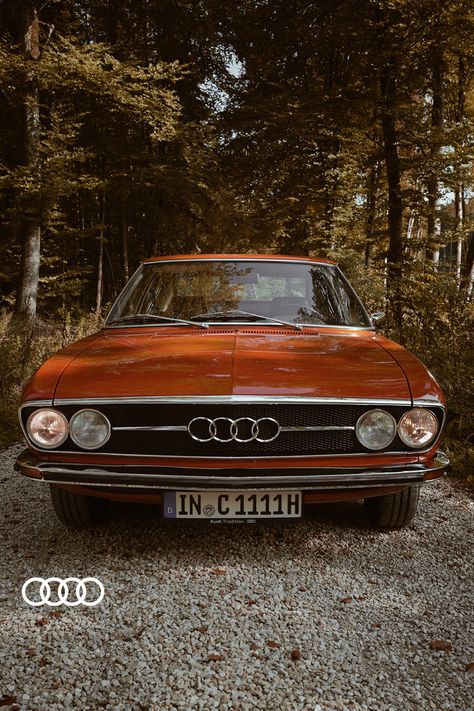 Old Audi Cars, Old Audi, Audi Convertible, Audi Luxury, Classic Car Photography, Luxury Sedans, Audi 100, Audi Sport, Luxury Sedan