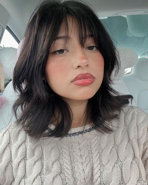 Shoulder Layered Haircuts, Wispy Bangs Round Face, Miranda Rae, Short Dark Brown Hair, Short Haircuts With Bangs, Brown Hair Inspo, Really Short Hair, Asian Short Hair, Haircuts For Wavy Hair