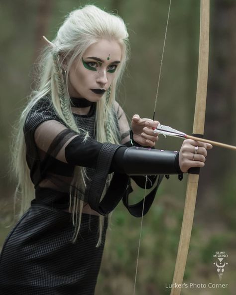 Archer Makeup, Huntress Makeup, Pagan Makeup, Elf Things, Elven Hairstyles, Elven Costume, Elf Hair, Fairytale Creatures, Elf Warrior