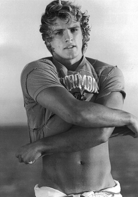 20 Abercrombie Models, Hollister Models, Abercrombie And Fitch Outfit, Male Model Photos, Abercrombie Men, Bruce Weber, Abercrombie And Fitch, Abercrombie & Fitch, Model Poses