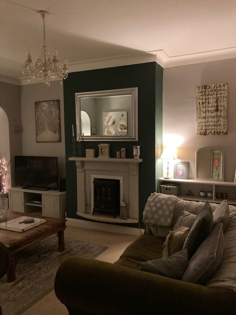 Green Chimney Breast, Green Chimney, Traditional Sitting Room, Living Room Design Blue, Safe Green, Grey Walls Living Room, Grey Living Room, Green Accent Walls, Green Lounge