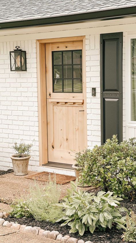 thistle.harvest on Instagram: Welcome to my home. So happy to be able to share it with all of you. ✨🌿 Happy Monday! Exterior Dutch Door, Dutch Doors Exterior, Cottage Front Doors, Wood Front Doors, Wooden Front Doors, House Front Door, Dutch Door, Casa Exterior, White Brick