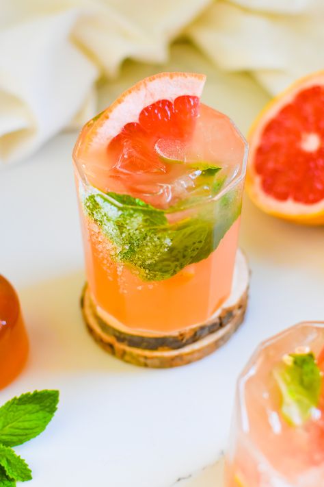 Healthy Grapefruit Mocktail (Shrub) - Dash of Jazz Shrub Mocktail Recipe, Grapefruit Mocktail Recipe, Grapefruit Mocktail, Shrub Drink, Grapefruit Drink, Mojito Mocktail, Drinking Vinegar, Strawberry Mojito, Ginger Benefits