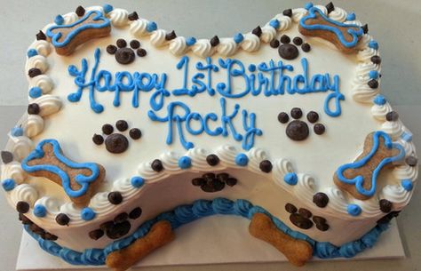 Dog Bone Cake, Dog Birthday Cake Recipe, Dog Cake Recipes, Puppy Cake, Dog Birthday Cake, Dog Bakery, Dog Cakes, Salty Cake, Dog Birthday Party