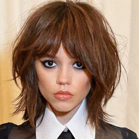 Kort Bob, Trendy We Fryzurach, Choppy Bob Hairstyles, Celebrity Hair Stylist, Edgy Hair, Short Hair With Bangs, Hair Dos, Bobs Haircuts, Hairstyles With Bangs