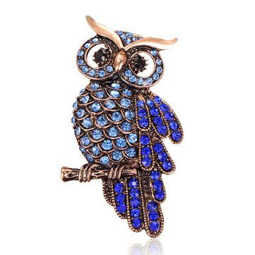 Vintage Alloy Crystal Owl Brooch Owl Brooch, Blue Owl, Bird Pins, Rhinestone Fashion, Vintage Sapphire, Owl Jewelry, Animal Brooch, Vintage Owl, Bird Brooch