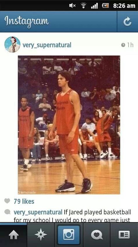 Baby jared Jared Padalecki Basketball, Jared Padalecki Kids, Supernatural Jared Padalecki, Jared Padalecki Silly, Jensen Jared Misha, Dean Forester, Supernatural Actors, Sam Dean, Odaiba