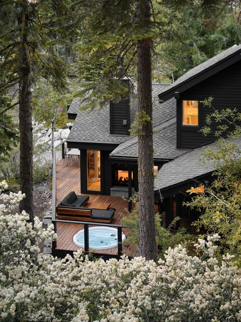 TAHOE MOUNTAIN HOME — TSBDESIGN Board Formed Concrete, New Deck, Mountain Home, Bedroom Suite, Outdoor Spaces, Hot Tub, Dream House, Fireplace, Exterior