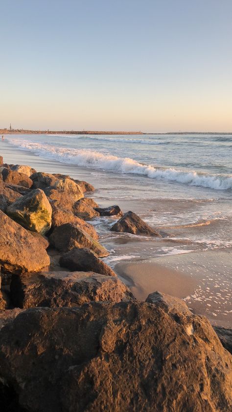 Marina Park in Ventura, CA Aug 5th, 2018 Afternoon Vibes, Wallpaper Texture, Beach Wallpaper, Sea Beach, Iphone Photography, Pretty Places, Nature Wallpaper, Travel Aesthetic, Beach Life