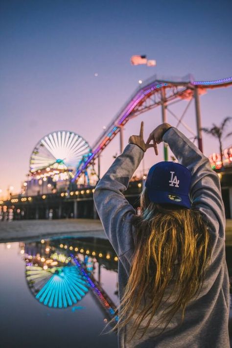 Pier Santa Monica, California Pictures, Parc D'attraction, Santa Monica Pier, Moving To California, Ocean City, Photos Of Women, Venice Beach, Best Places To Travel