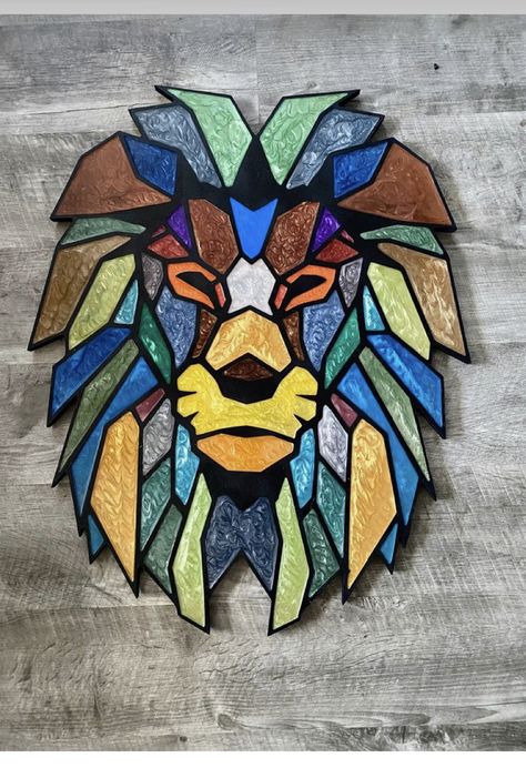 Stained Glass Lion, Drawn To Life, Geometric Lion, Stain Glass Patterns, Stained Glass Animals, Glas Art, Lion Face, Stained Glass Crafts, Stained Glass Ideas