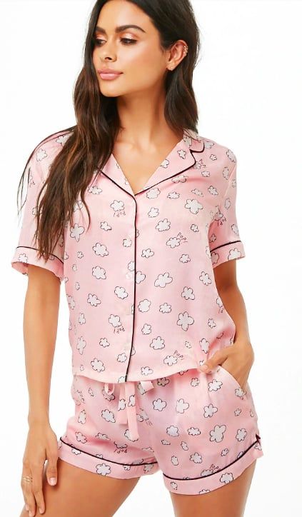 Night Wear Pajamas, Girls Night Dress, Night Wear Dress, Pijamas Women, Satin Pj Set, Sleepwear Fashion, Cloud Print, Fashion Corner, Night Dress For Women