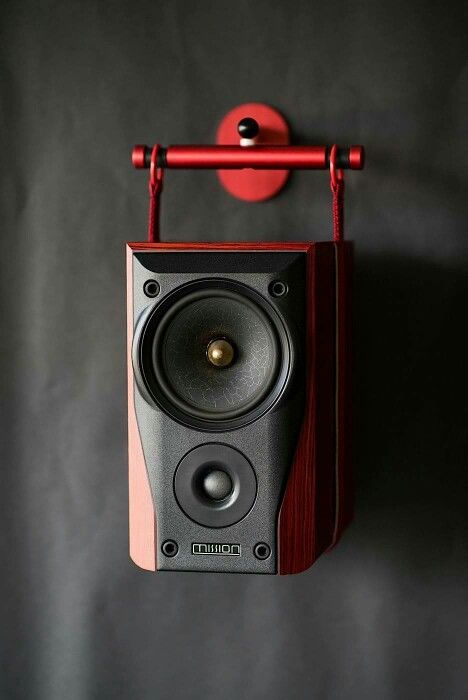 VibeFree's Wall Mount Loudspeaker Suspension system Diy Bookshelf Speakers, Speakers Design, Speaker Stands Diy, Speaker Shelves, Speaker Wall Mounts, Doing Exercise, Audiophile Speakers, Speaker Mounts, Sound Music