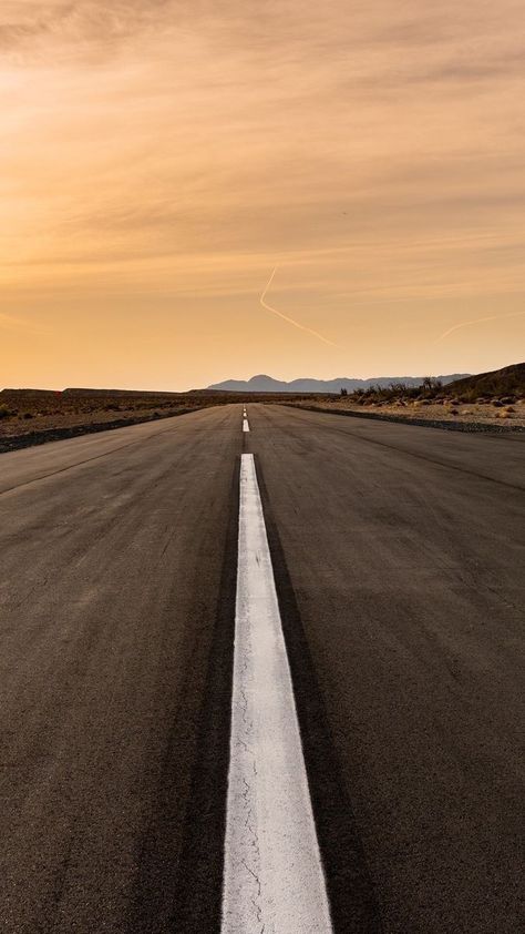 Relaxation Station, Blowin' In The Wind, Dubai Aesthetic, Road Photography, Beautiful Roads, Abstract Art Wallpaper, Road Trippin, 4k Wallpaper, Photography Wallpaper