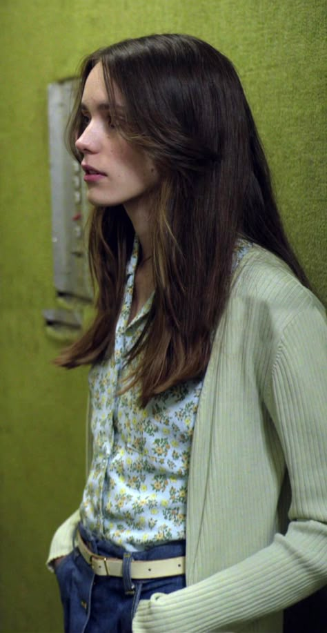 Nymphomaniac: Vol. I - Stacy Martin Stacy Martin, Red Scare, Wild Hunt, Looks Style, Aesthetic Girl, Pretty Woman, Hair Inspo, Podcast, A Woman