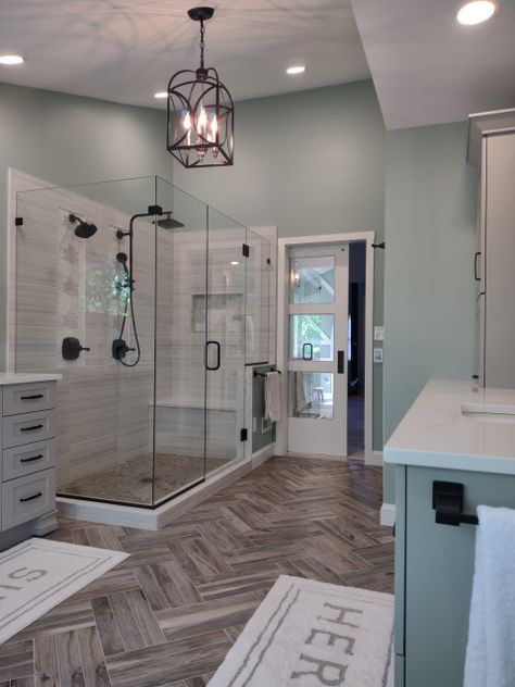 Farmhouse primary bathroom - Farmhouse - Bathroom - Baltimore - by Gabriela Matuchova, CKBD / HAUS 2690 DSGN | Houzz Hall Full Bathroom Ideas, Bathroom With High Ceilings, Bathroom With Tall Ceilings, High Ceiling Bathroom Ideas, Cathedral Ceiling Bathroom, Vaulted Bathroom Ceiling, Vaulted Ceiling Bathroom, Master Bathrooms With Walk In Showers, Built In Vanity