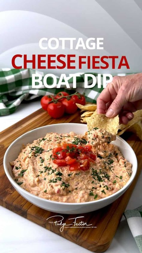 Jump on the viral TikTok cottage cheese trend with this quick and easy Cottage Cheese Fiesta Boat Dip! This protein-packed appetizer combines the creamy goodness of cottage cheese with zesty Mexican flavors for a crowd-pleasing dip that's both delicious and nutritious. Perfect for parties, game days, or a healthy snack, this recipe will have everyone asking for seconds. Cottage Cheese Hummus, Cottage Cheese Dip For Veggies, Cottage Cheese Dip Recipes, Boat Dip, Factor Recipes, Veggie Dips, Healthy Party Appetizers, Healthy Dip Recipes, Cottage Cheese Dips