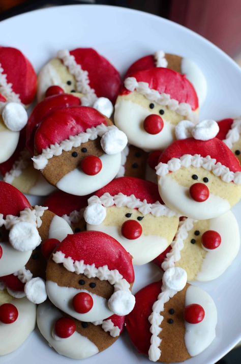 Santa Sugar Cookies | Worn Slap Out Santa Sugar Cookies, Santa Desserts, Santa Cookie Recipe, Homemade Sugar Cookie Dough, Pillsbury Sugar Cookies, Gingerbread Cookie Dough, No Bake Sugar Cookies, Christmas Sugar Cookies Decorated, Peanut Butter Blossom Cookies