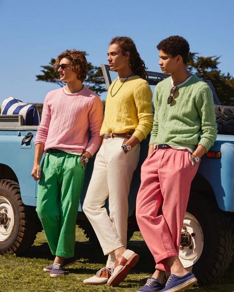 Ralph Lauren Campaign, Chinos Men Outfit, Ralph Lauren Summer, Regimental Stripe, Polo Shirt Outfits, Ralph Lauren Fall, Rugby Fashion, Preppy Mens Fashion, Ivy League Style