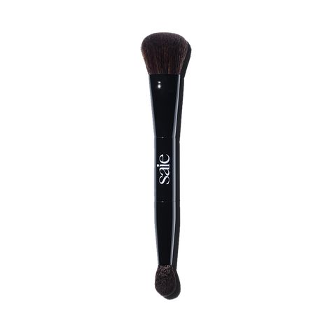 Saie The Double Brush | Multi-use Dual-ended Brush Bday Wishes, Makeup Bag Essentials, Buy List, Contour Brush, Concealer Brush, Clean Makeup, Makeup Items, Blush Brush, Beauty Expert